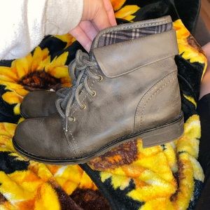 Route 66 women boot size 5